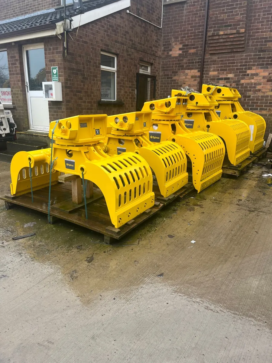 New Epiroc Hydraulic Grapples - Image 2