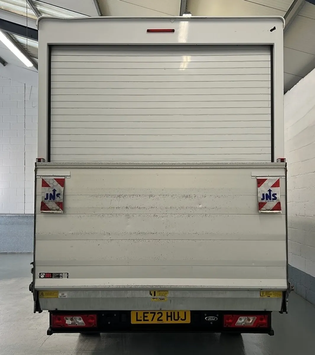 2023 Ford Transit Luton Box Van - Image 2