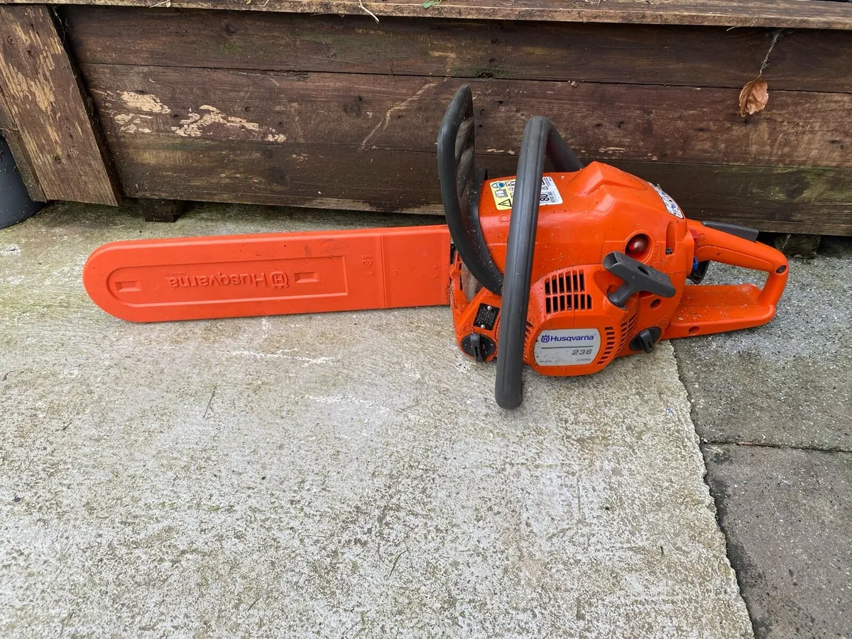 Husqvarna 236 X-TORQ 14 inch bar very good - Image 1