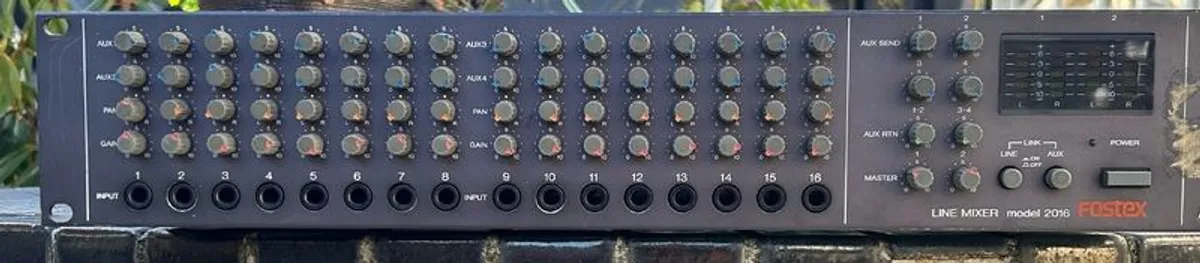 FOSTEX 16 Channel Line Mixer