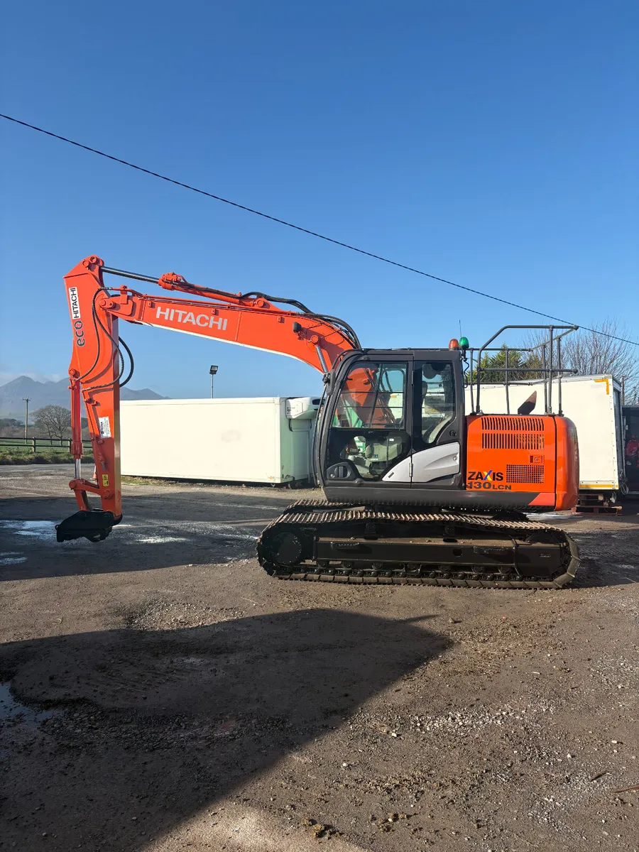 2014 Hitachi 130-5 - Image 3