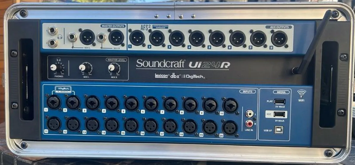 Soundcraft UI24 Digital Mixer - Image 1