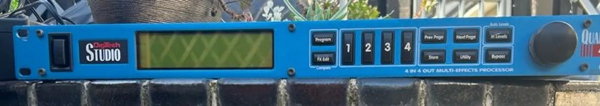 Soundcraft UI24 Digital Mixer - Image 2