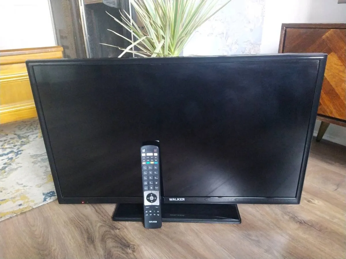 Walker 32" FHD TV not smart WB32NBLED - Image 1