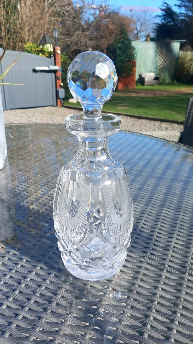 3 Waterford Crystal decanters, no chips, D18 - Image 1