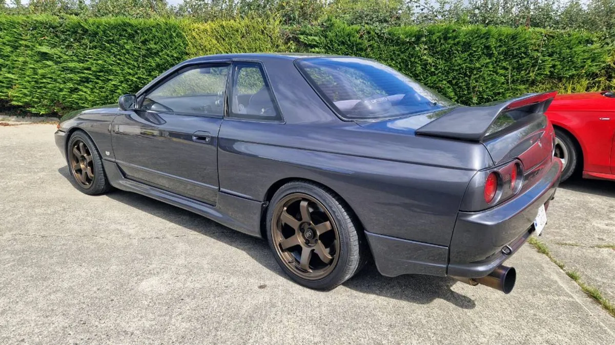 R32 skyline - Image 2