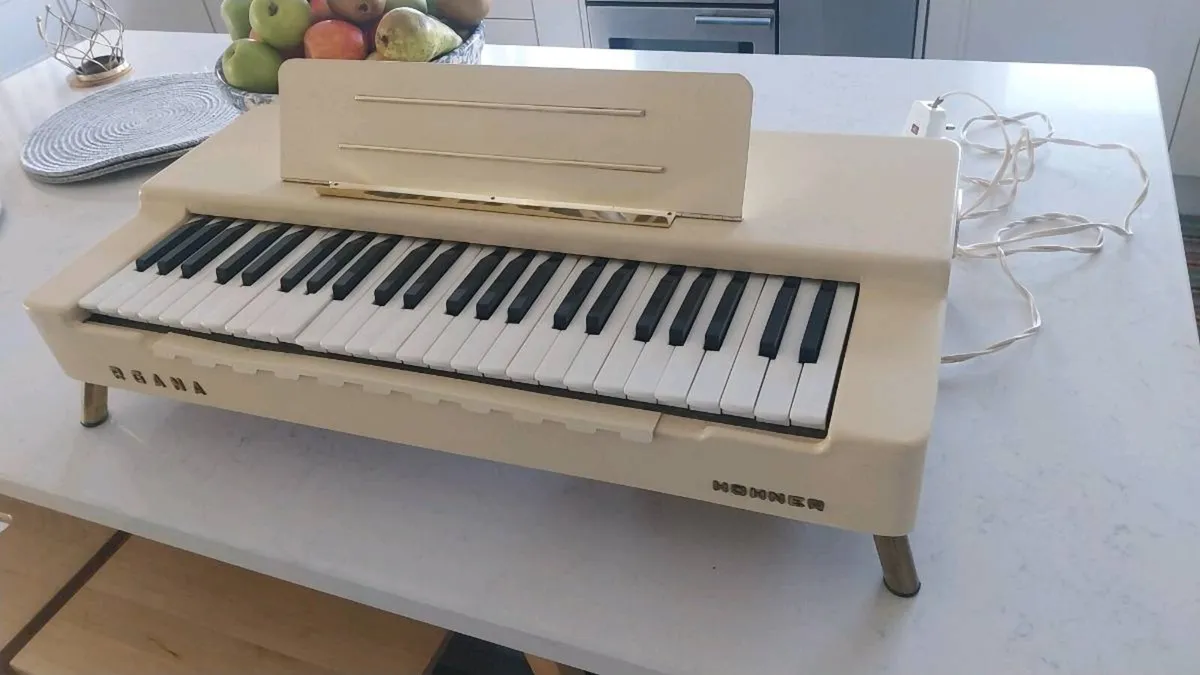 Antique Horner organ. - Image 4