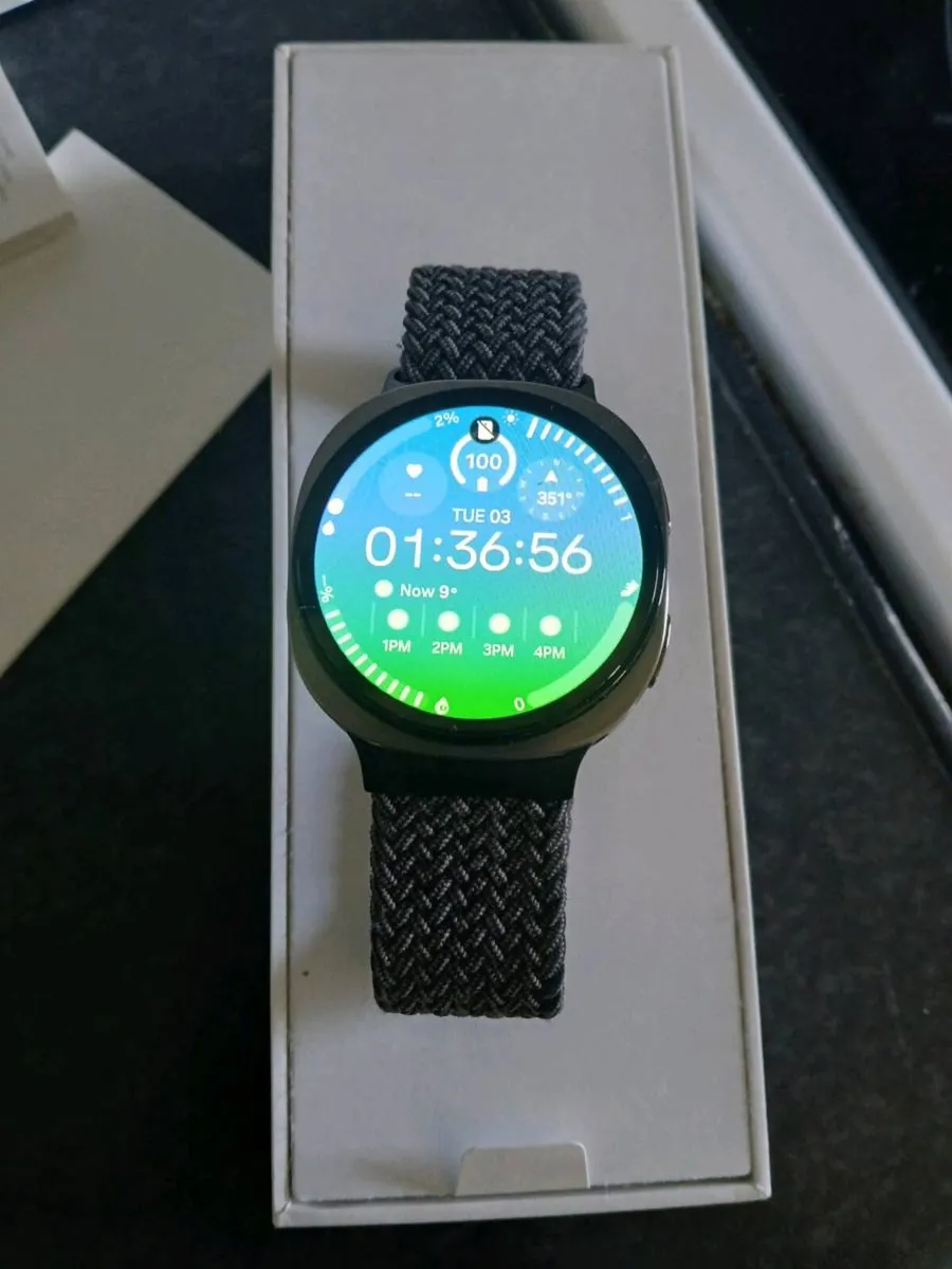 Samsung smart watch 8 - Image 2