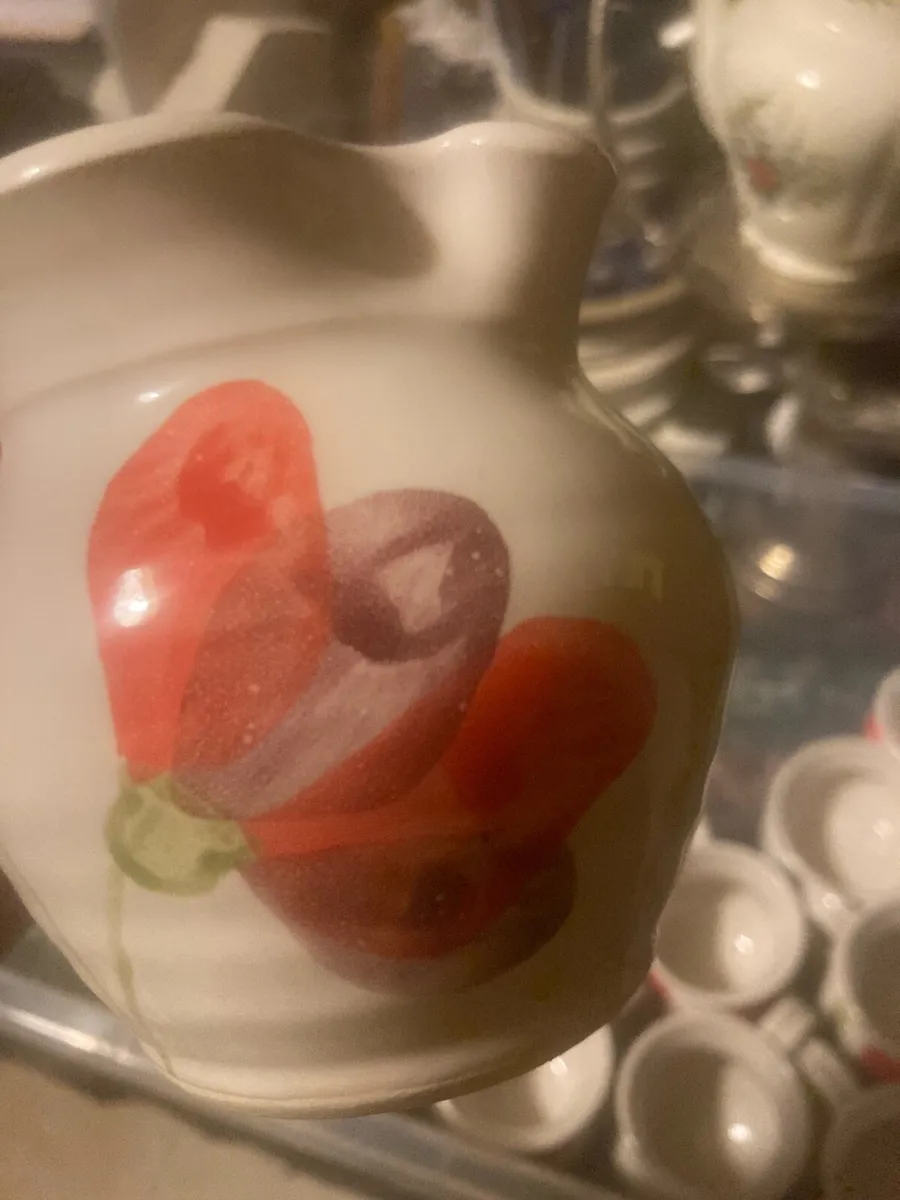 Ballydougan pottery free postage - Image 3