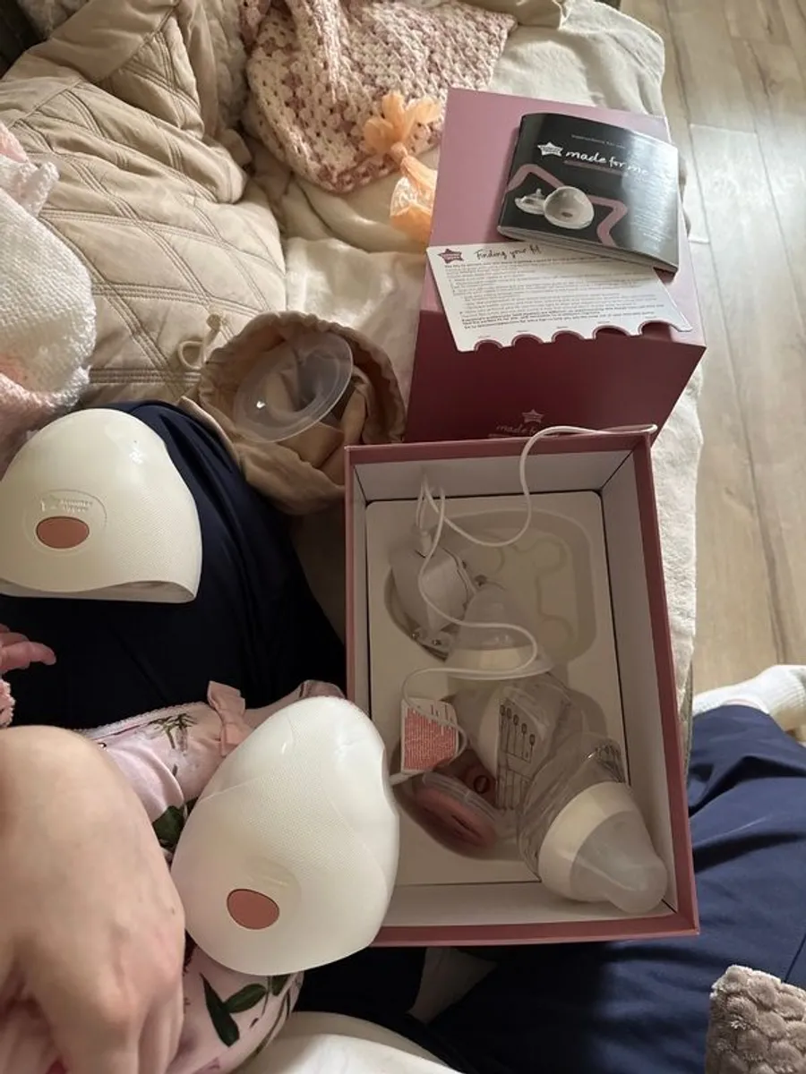 Tommee Tippee Made for me wearable double electric breast pump - Image 2