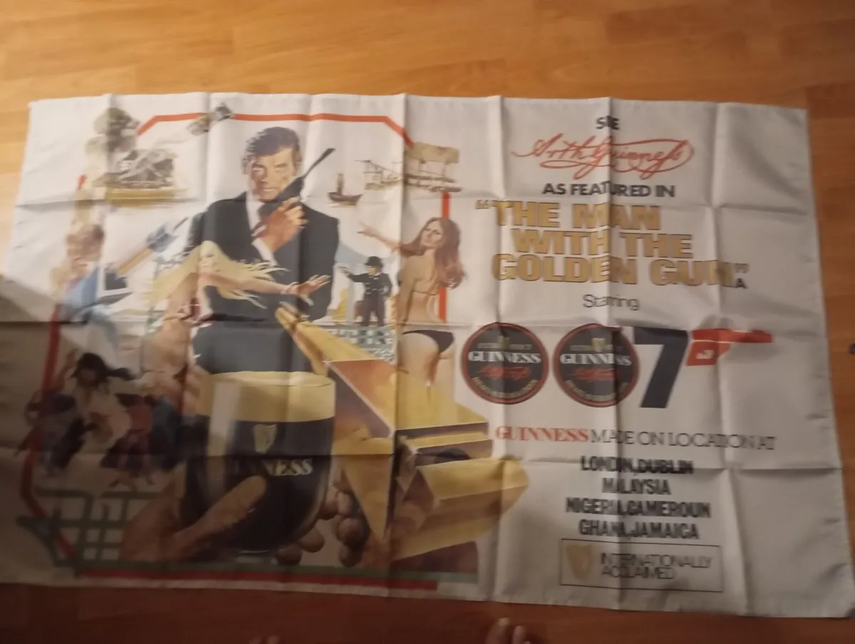 Lot if blank vhs tapes snd lot of films. - Image 1