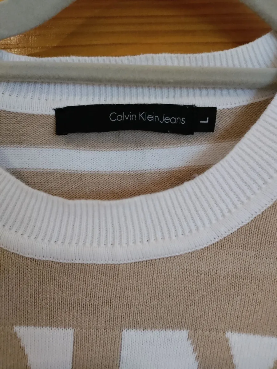 Calvin Klein sweater L - Image 3