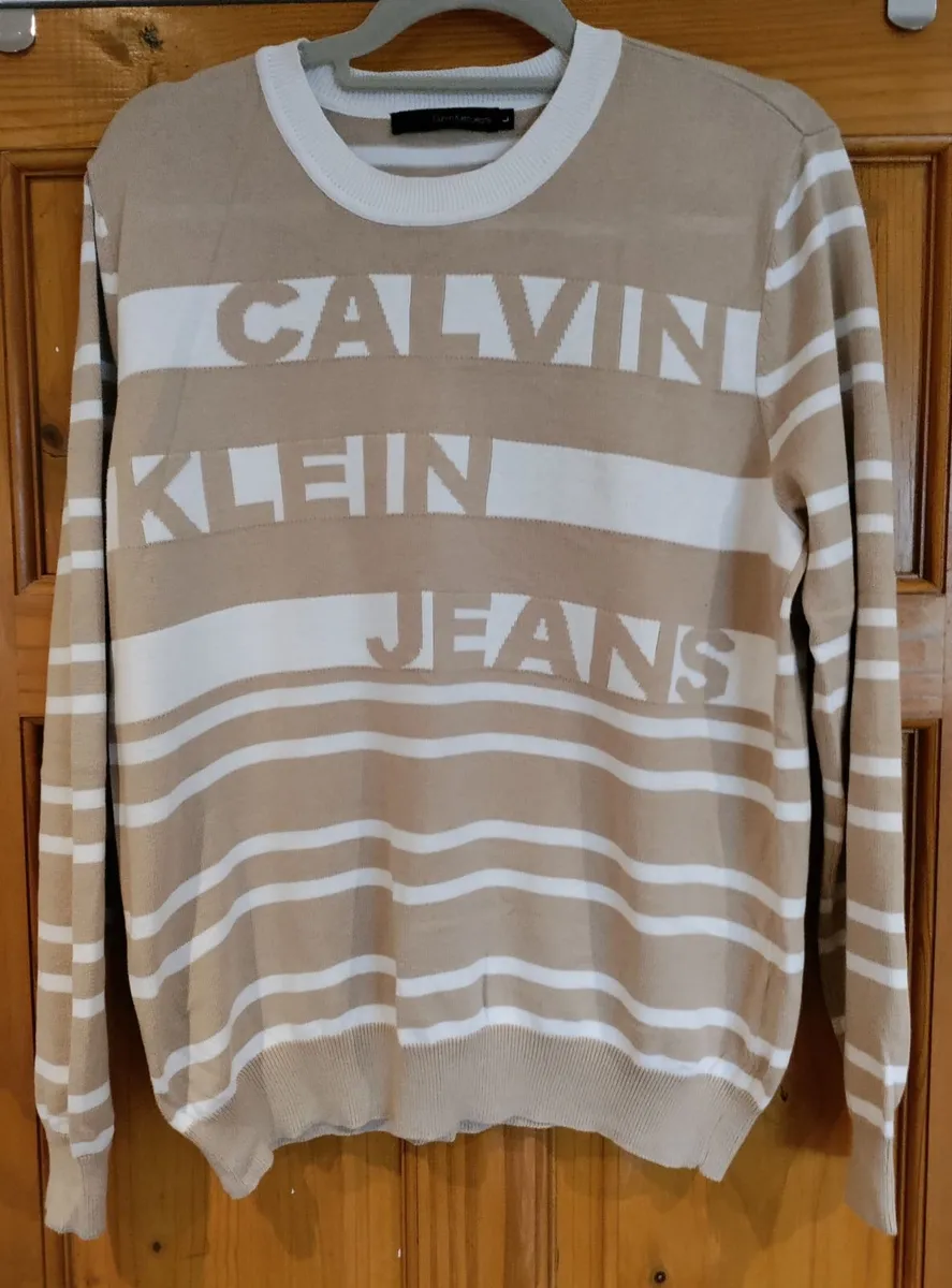 Calvin Klein sweater L - Image 1