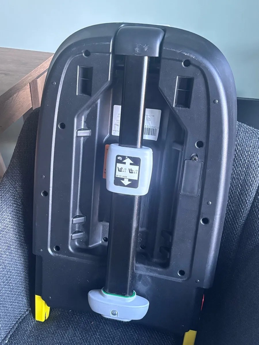 Baby elegance Isofix Base - Image 2