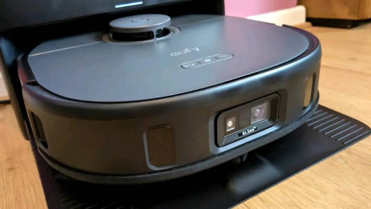 Eufy x10 like NEW (€1200 New) Mop + Vacuum - Image 2