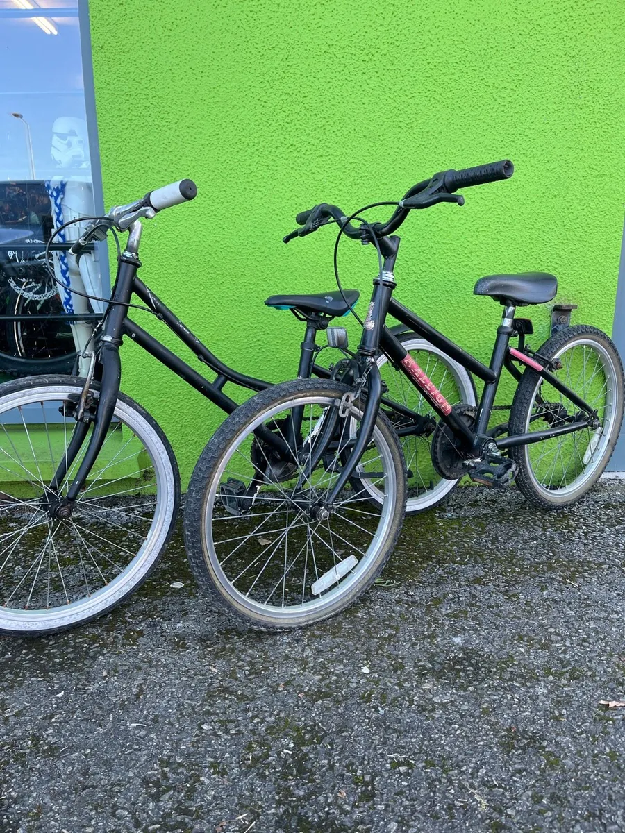 2 x kids 20” bikes - Image 1