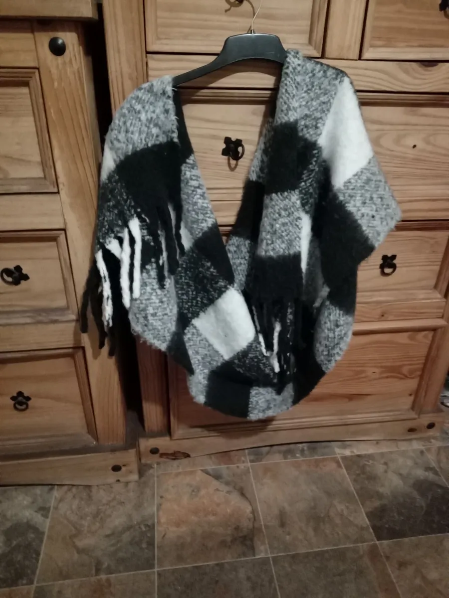 Scarf ladies and runner's - Image 2