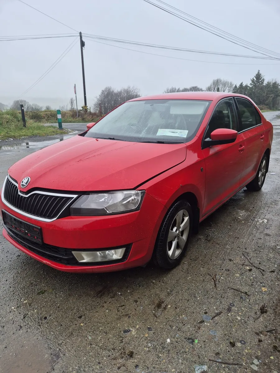 Skoda Rapid - Breaking only - Image 2