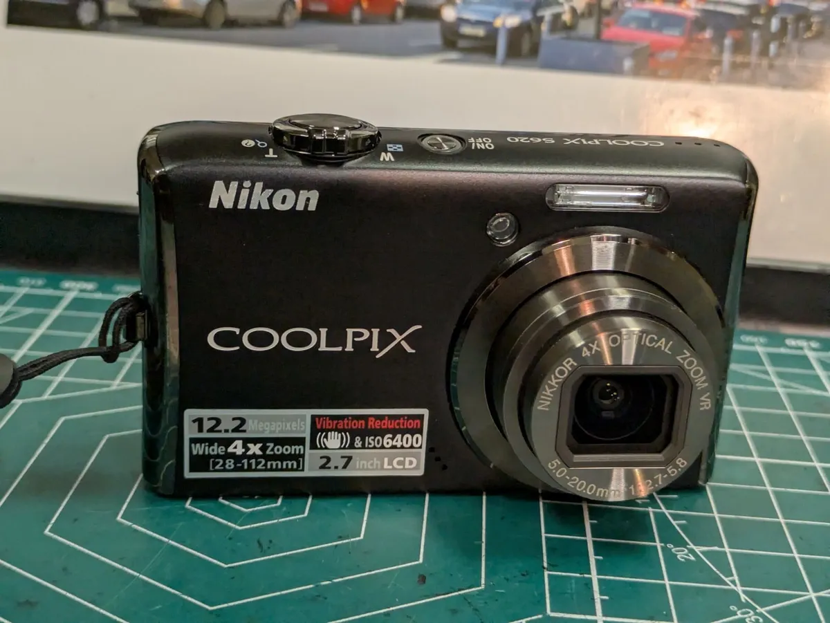 Nikon Coolpix S620 12MP CCD🌈 compact camera - Image 1