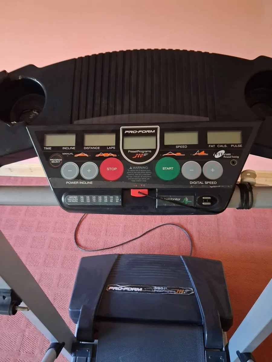 Treadmill Pro Form 390P - Image 2