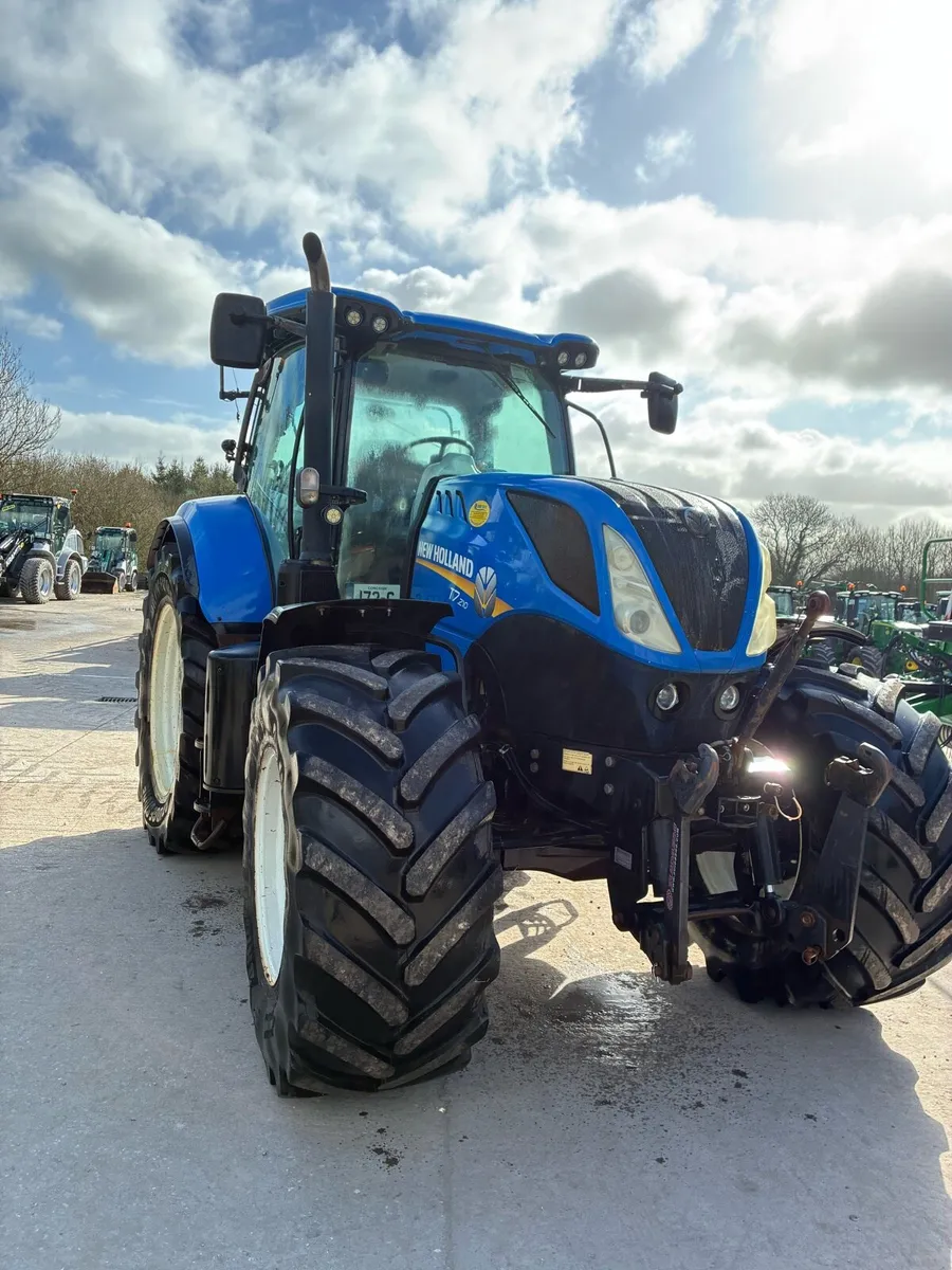 New Holland T7.210 - Image 4