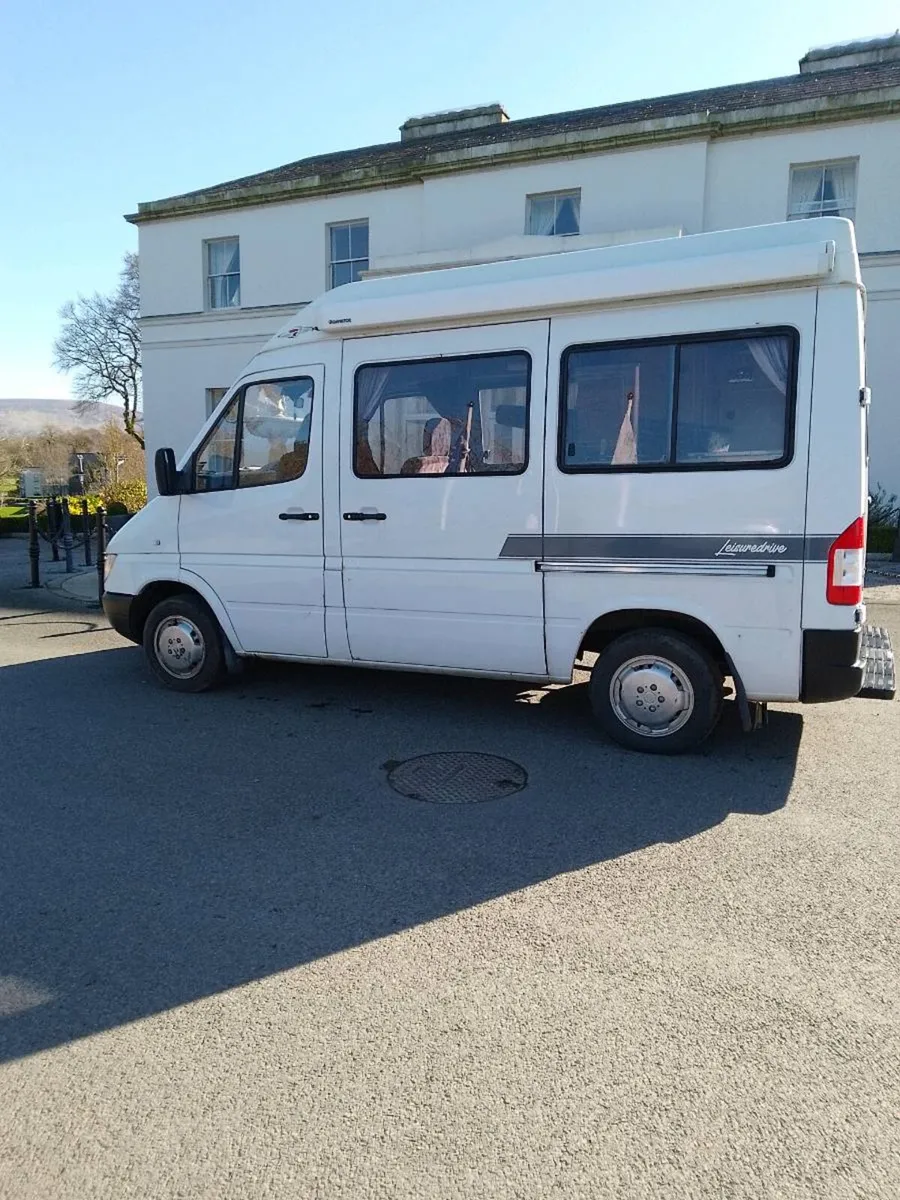 Leisuredrive mercedes motor caravan - Image 2