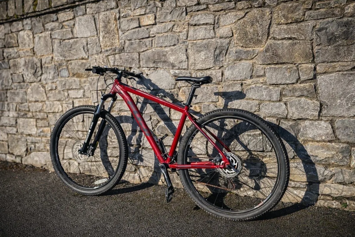 Fuji Nevada Mountain Bike - Image 2