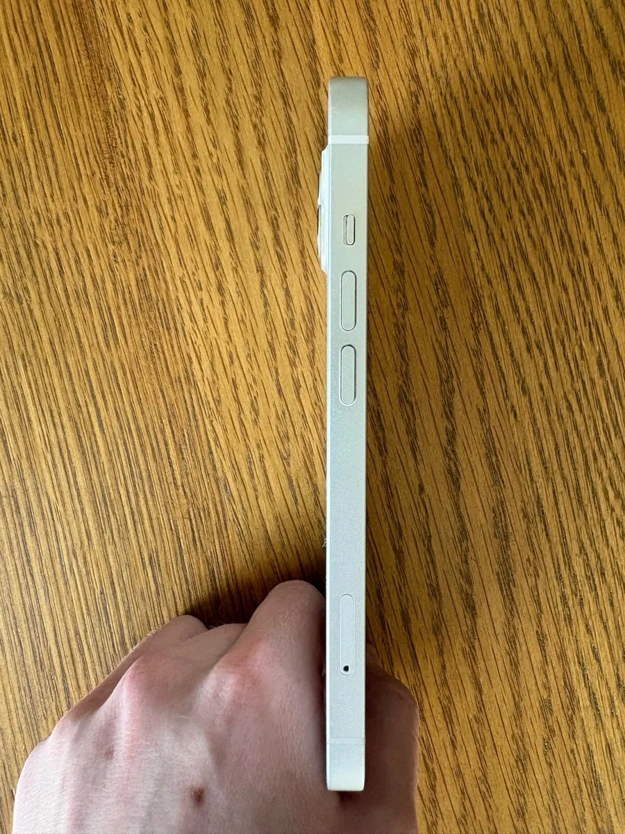 iPhone 13 - White - 128GB - Excellent Condition - Image 4