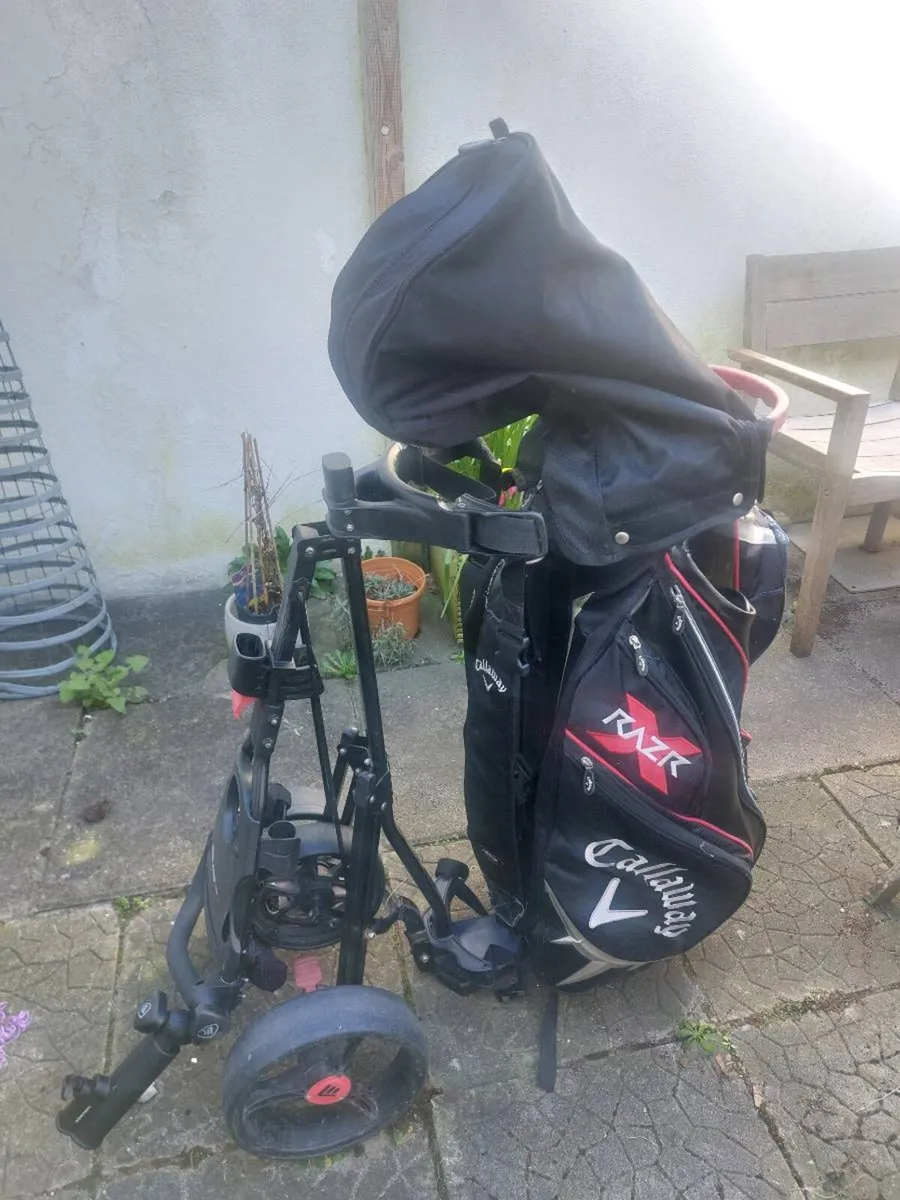 Callaway cart bag and trolley. - Image 2