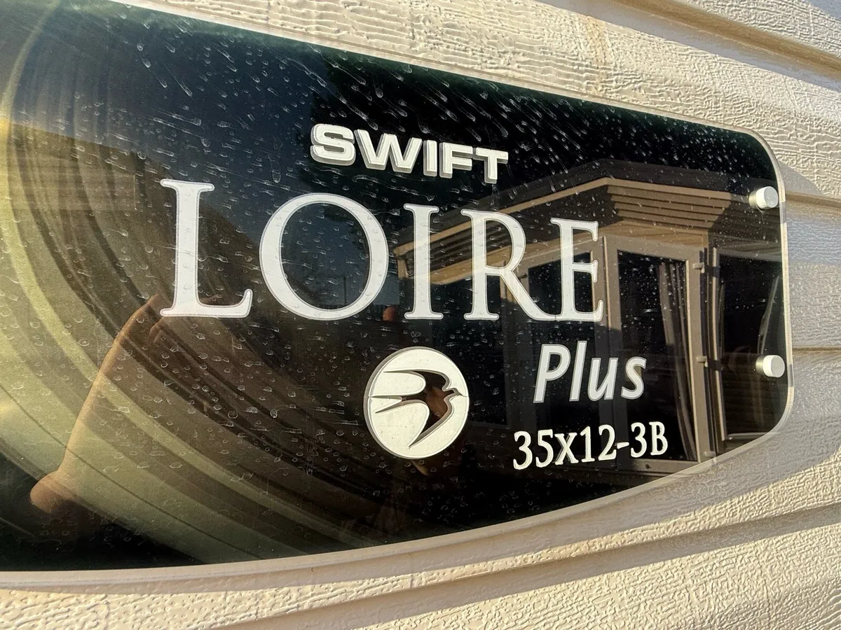 Swift 35-12 3 bedrooms At TPS caravan sale - Image 2