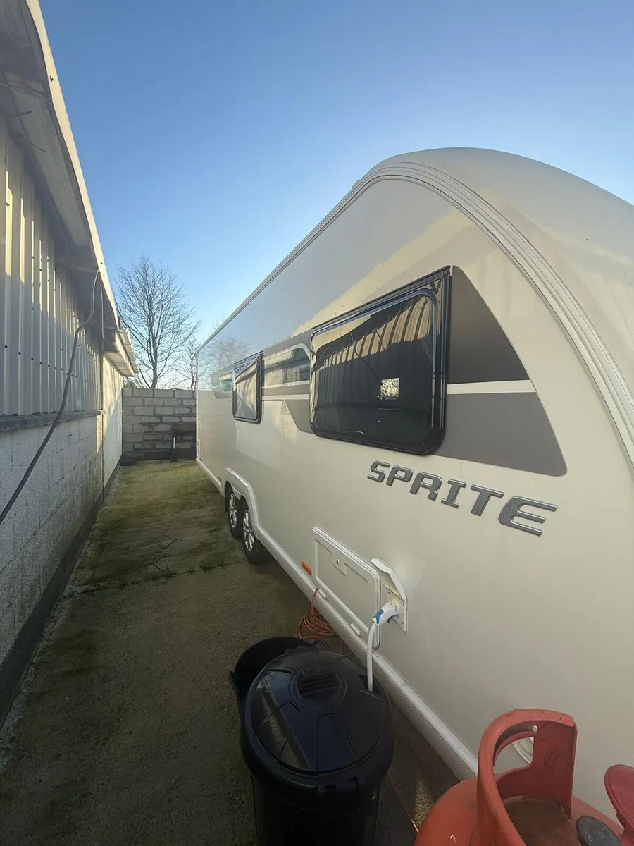 Swift Caravan - Image 3