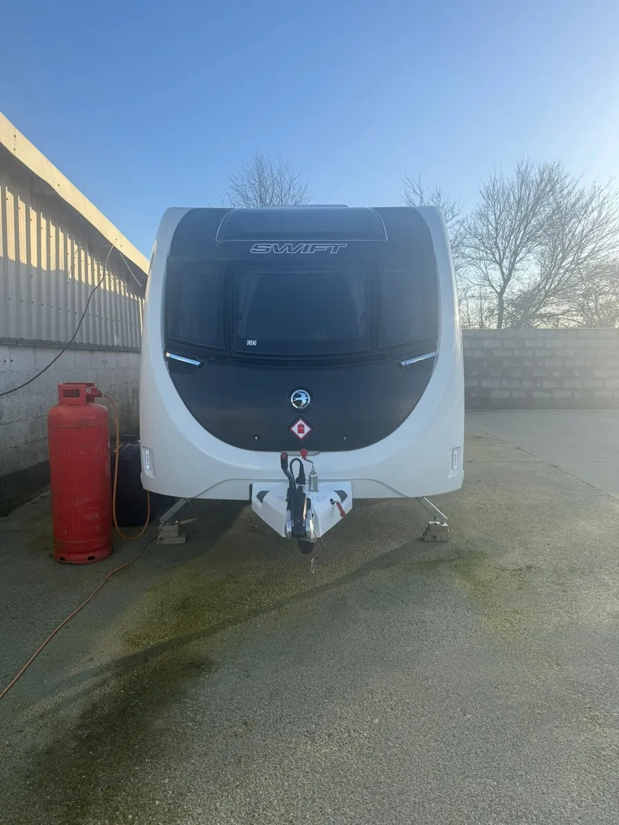 Swift Caravan - Image 2