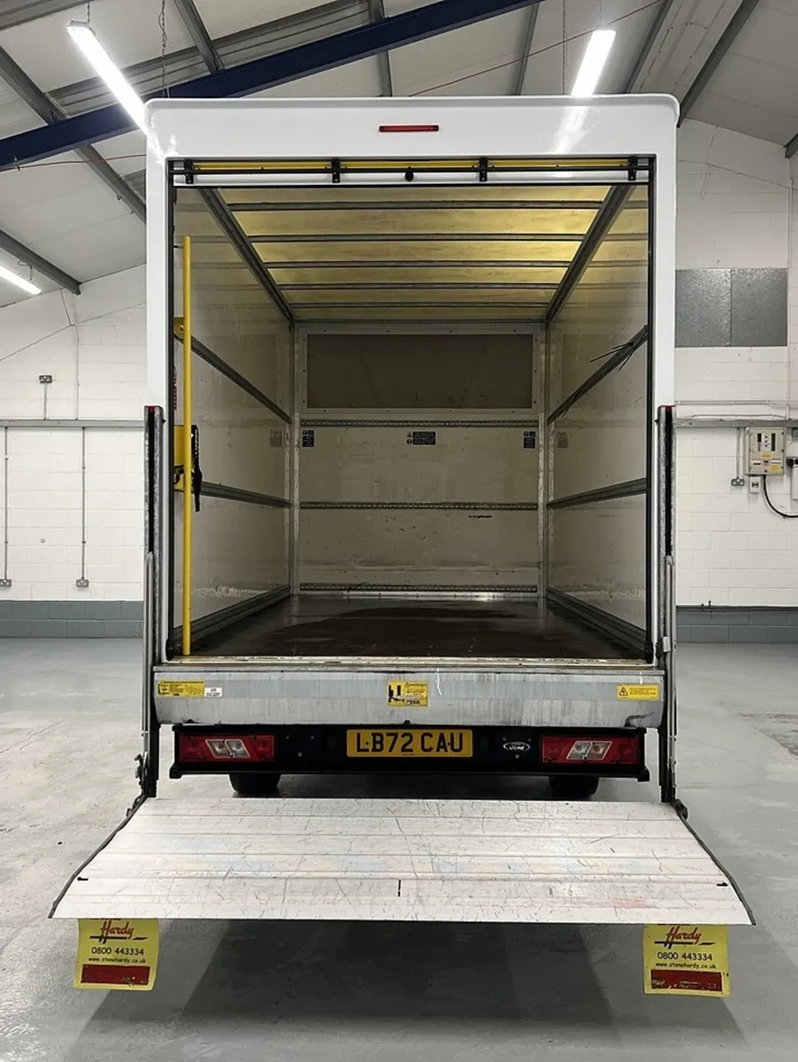2022 Ford Transit Luton Box Van - Image 2