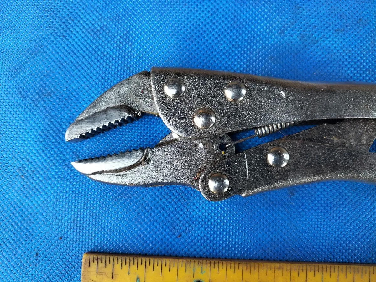 Pair of Handy Pliers - Image 3
