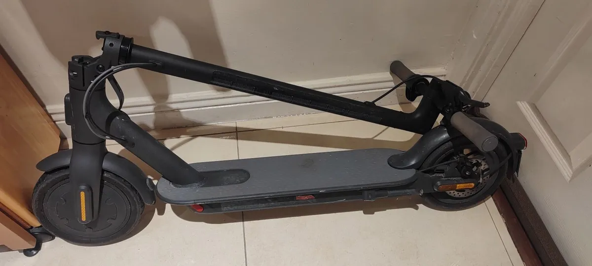 Scooter - Image 2