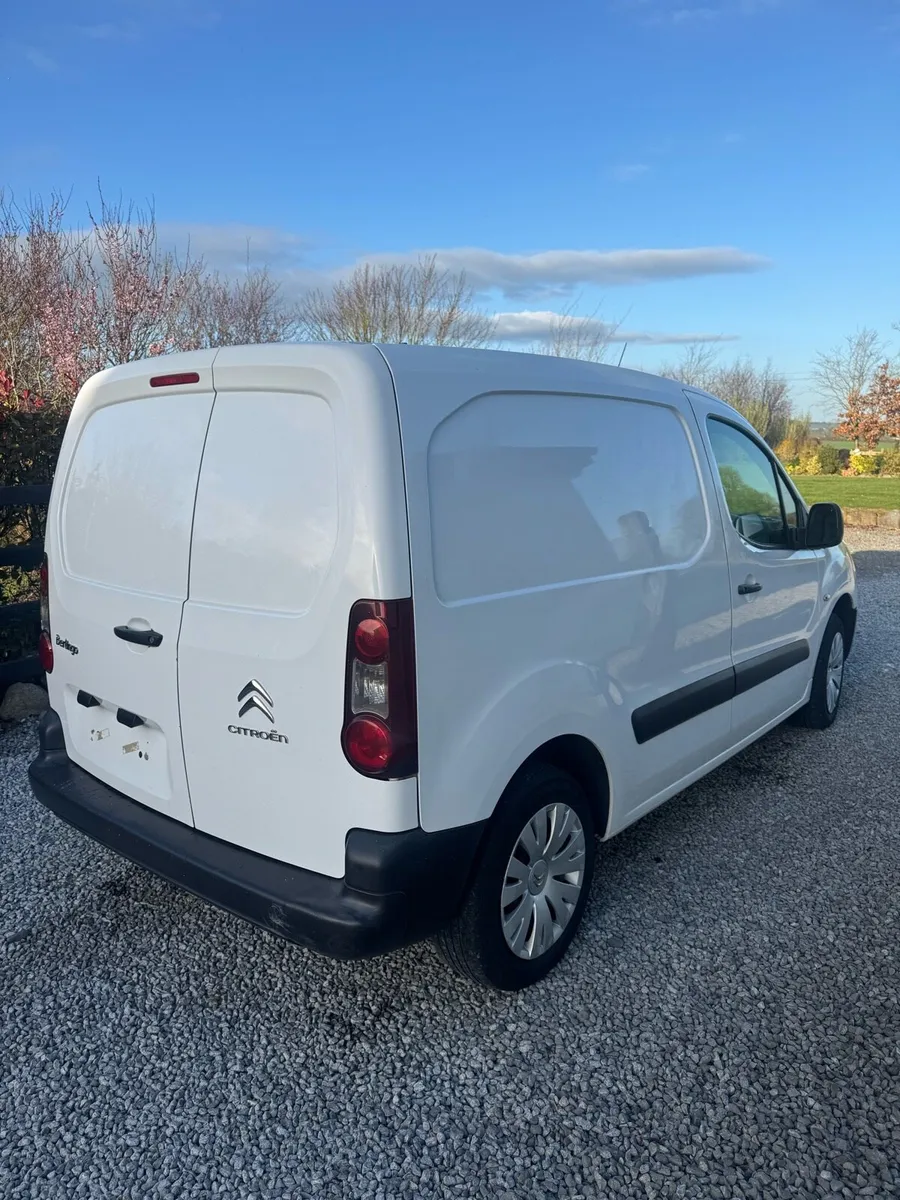 Citreon Berlingo 625 LX BlueHDI - Image 4