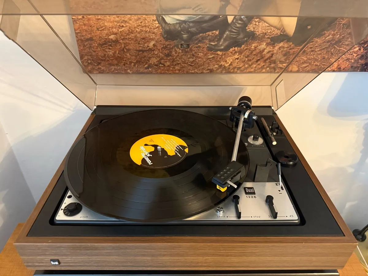 DUAL 1226 turntable/recorder with auto drop - Image 4