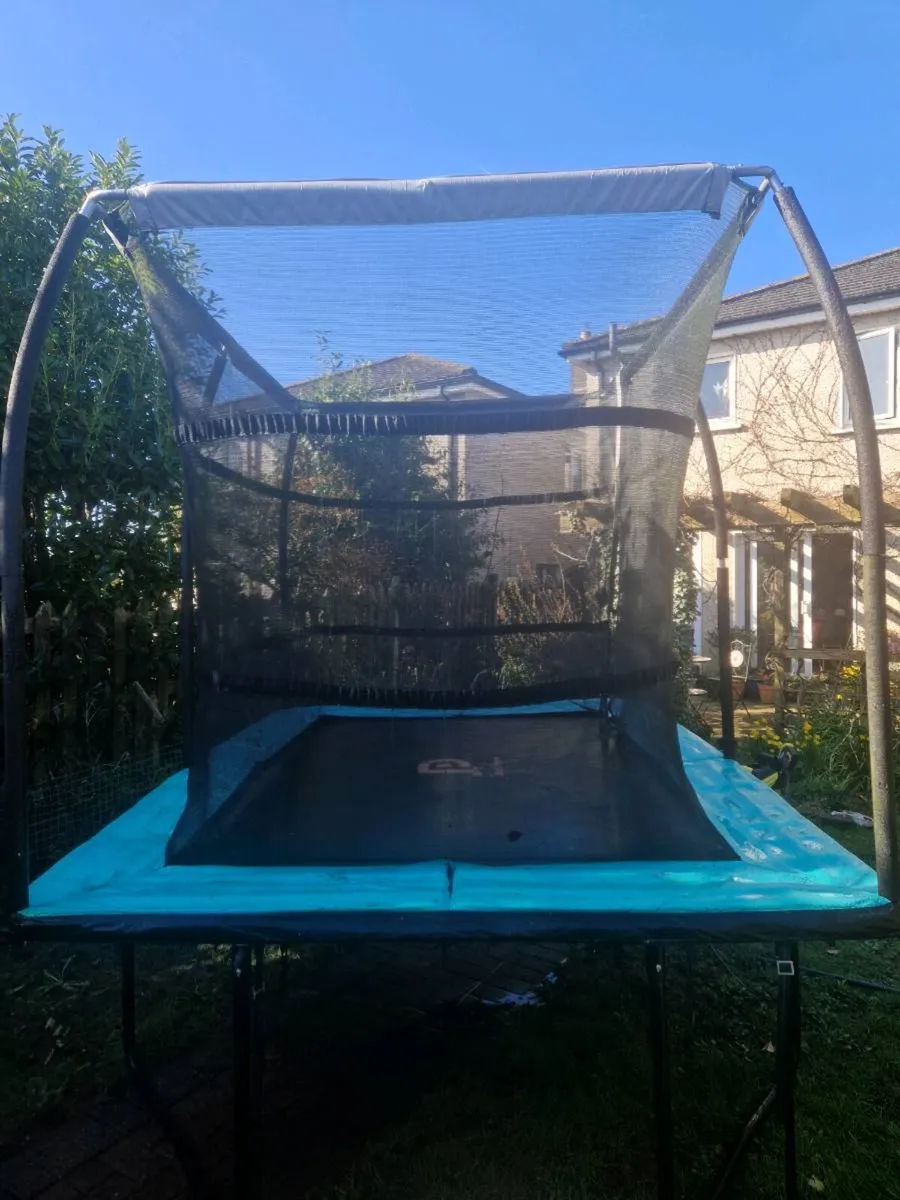 TRAMPOLINE - Image 1
