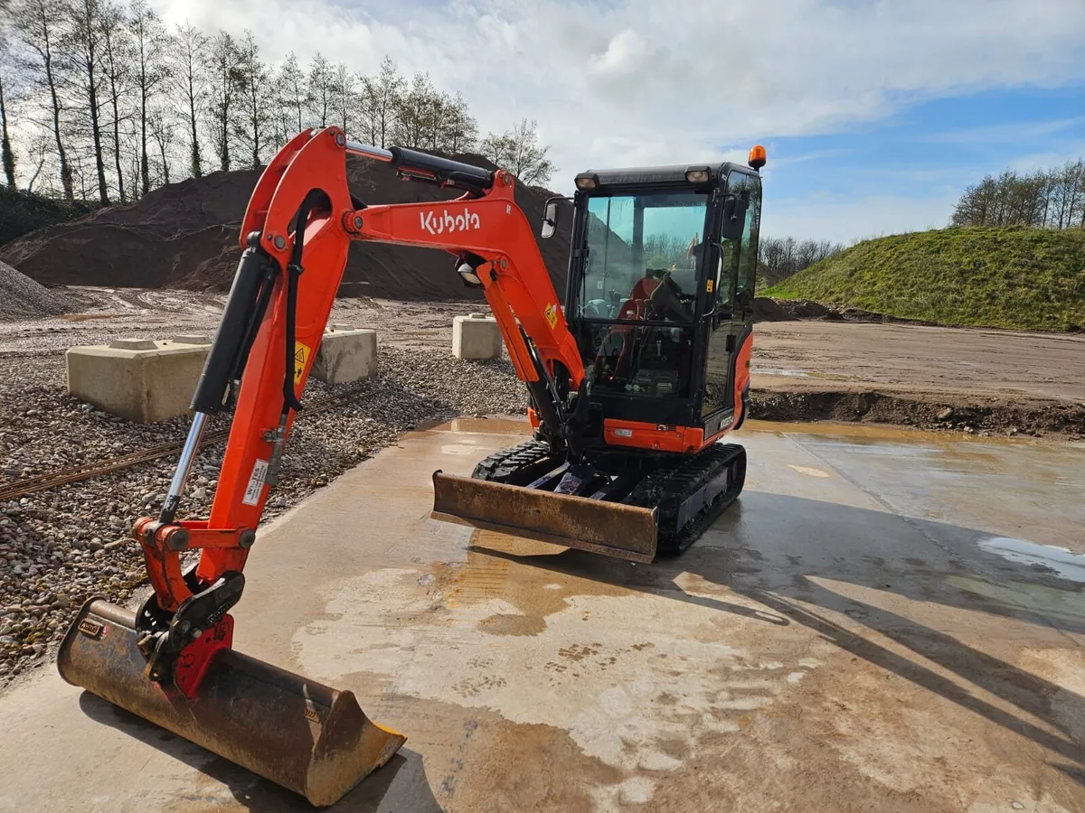 Kubota KX027-4 Mini Digger - Image 4