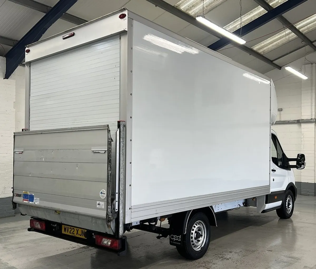 2022 Ford Transit Luton Box Van - Image 2