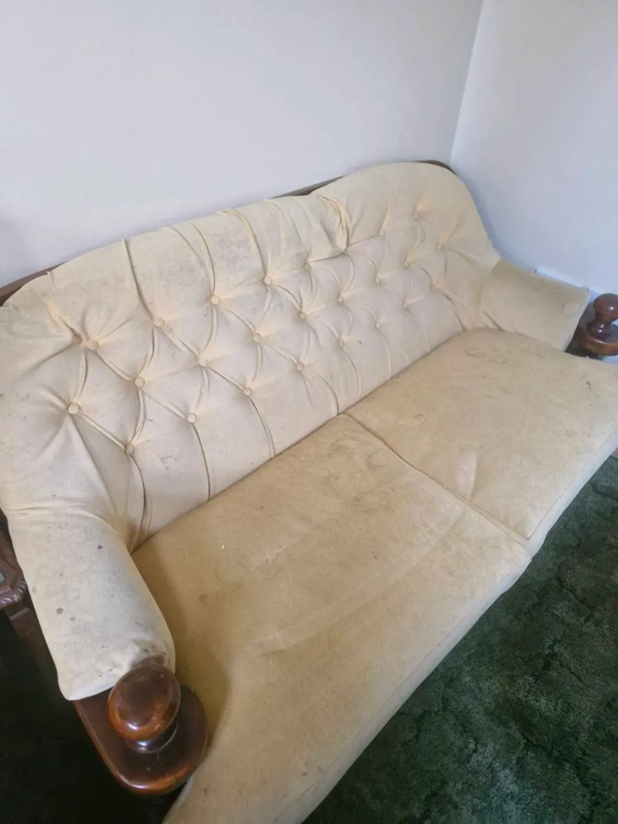 All items free - Image 3