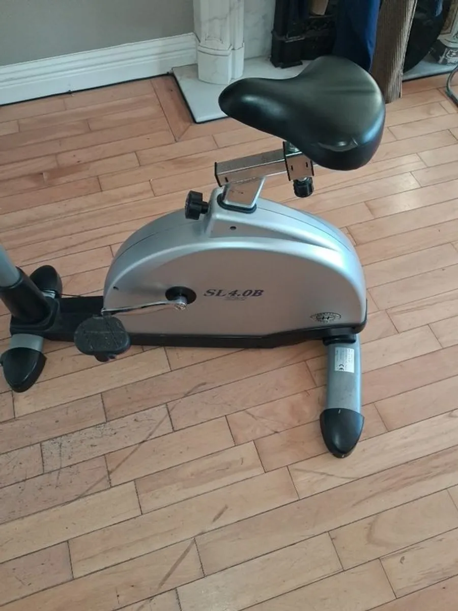 exercise bike - Image 3