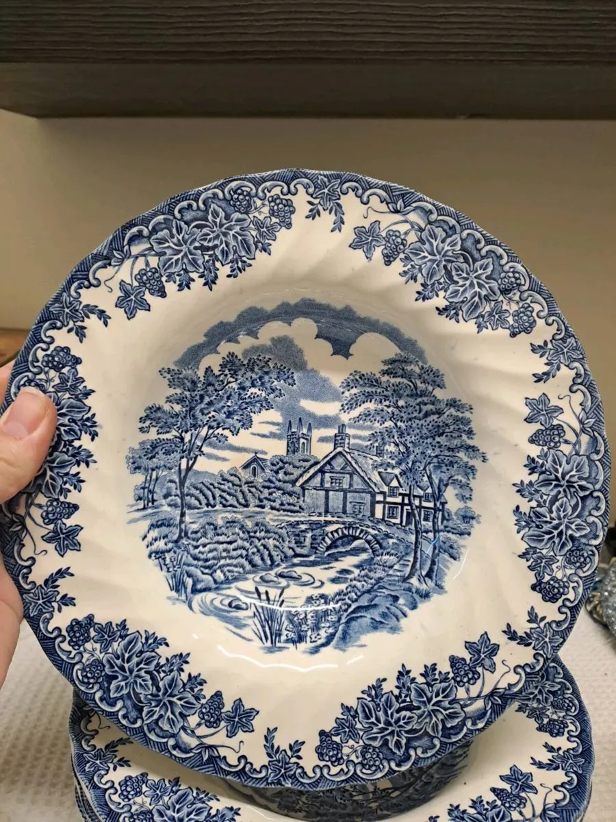 Vintage Myott bowls set of 5 - Image 2