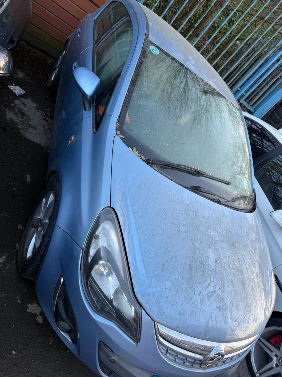 Opel Corsa 1.3 2014 Breaking - Image 1
