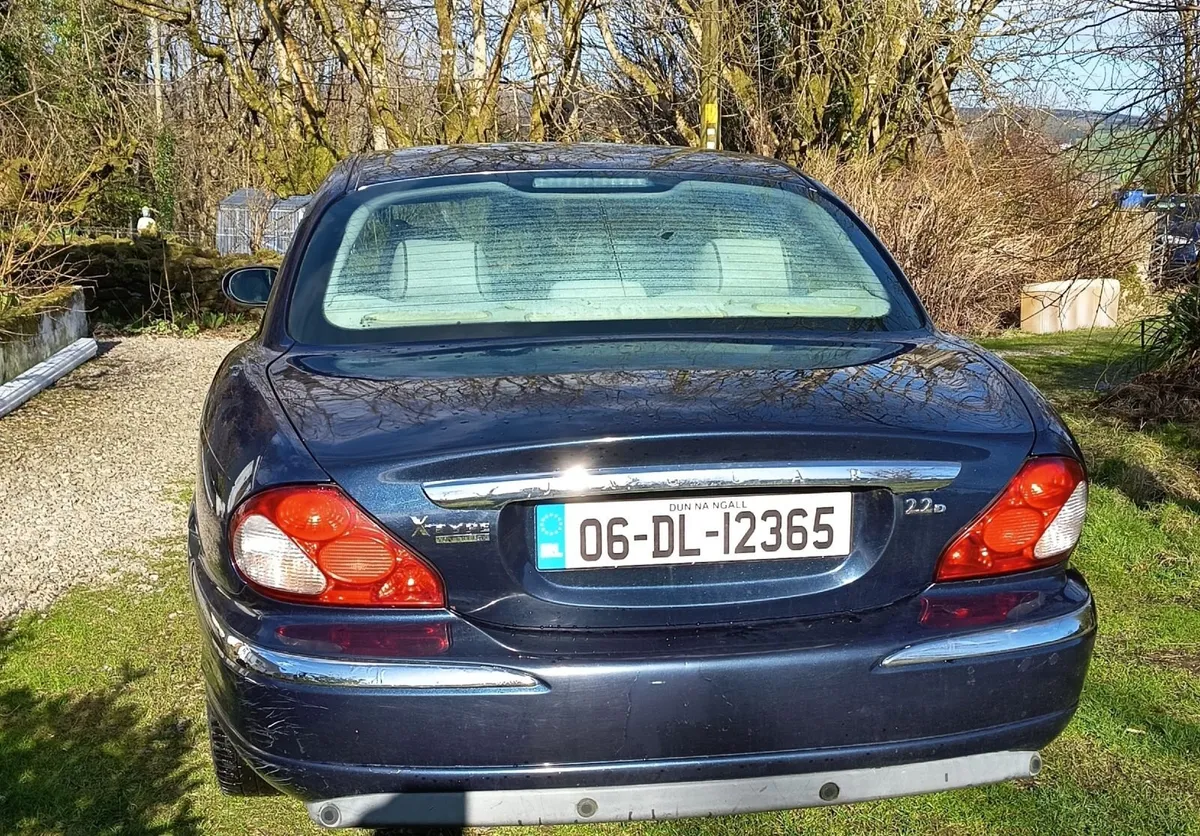 Jaguar  Sovereign X type 2.2 2016 - Image 4