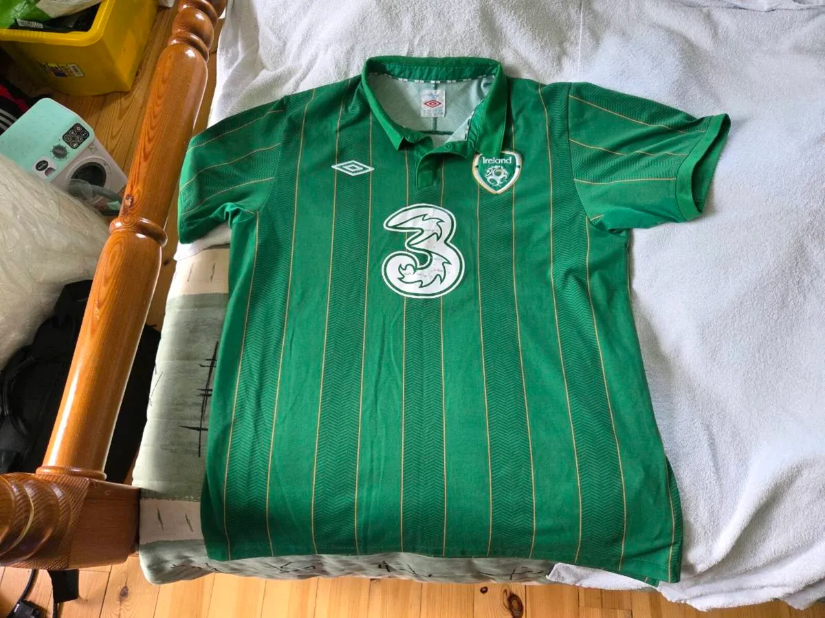 Ireland Football Home Jersey 2011 to 2012 XL - Image 1