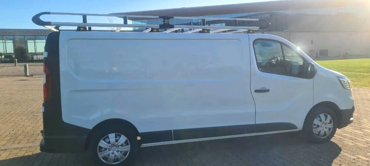 Renault Traffic Roofrack - Image 4