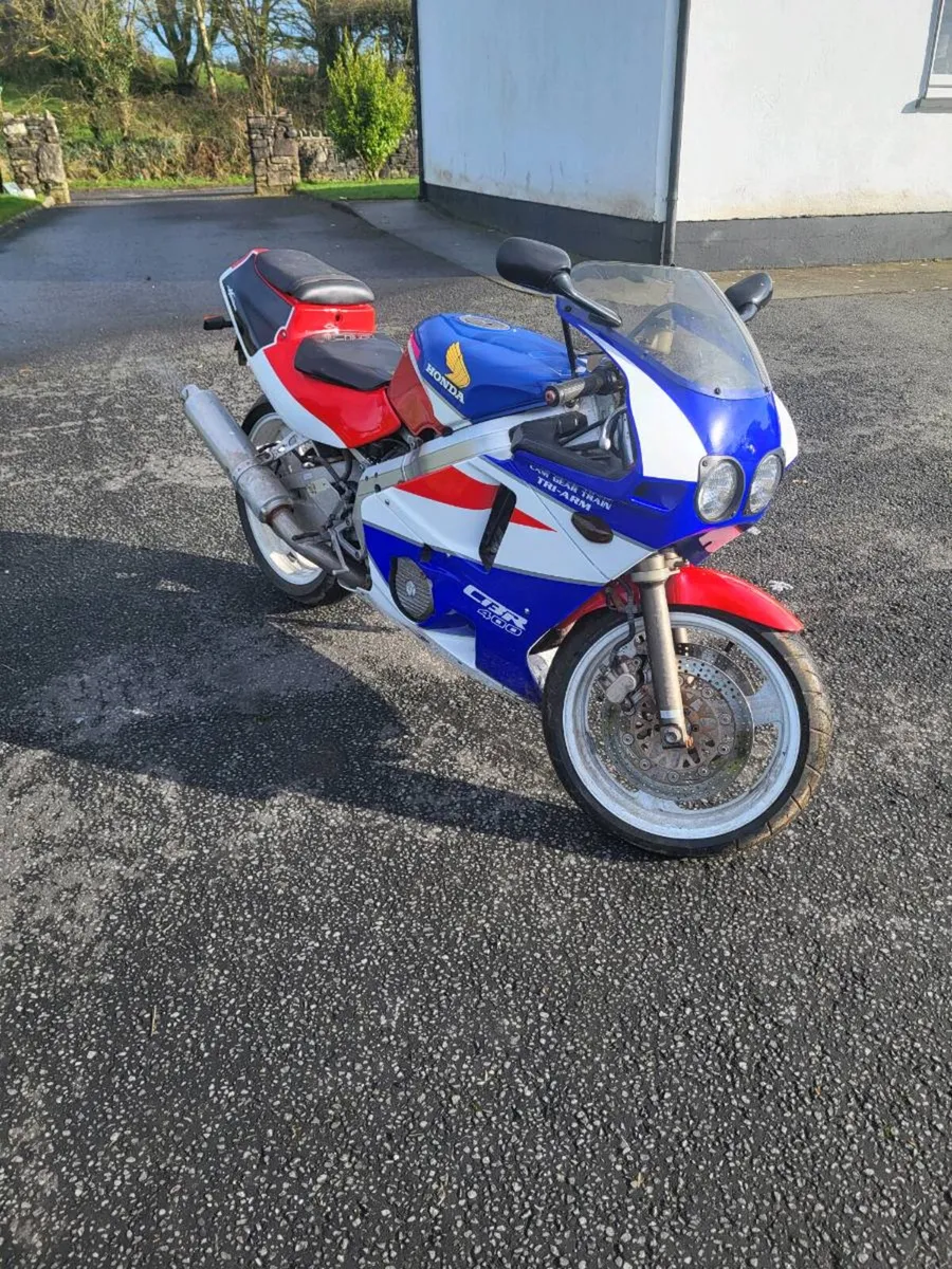 Honda CBR400 RR - Image 2