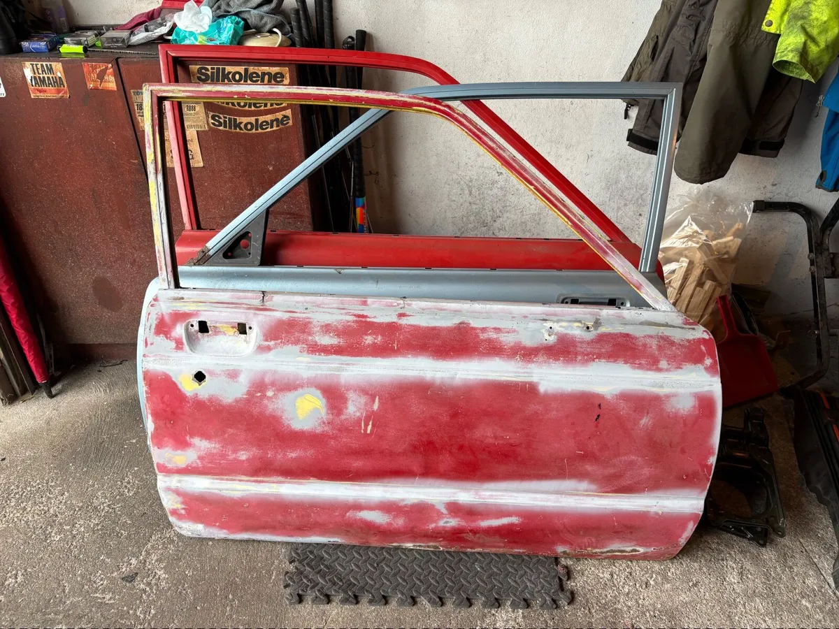 Toyota Starlet kp doors an parts - Image 2