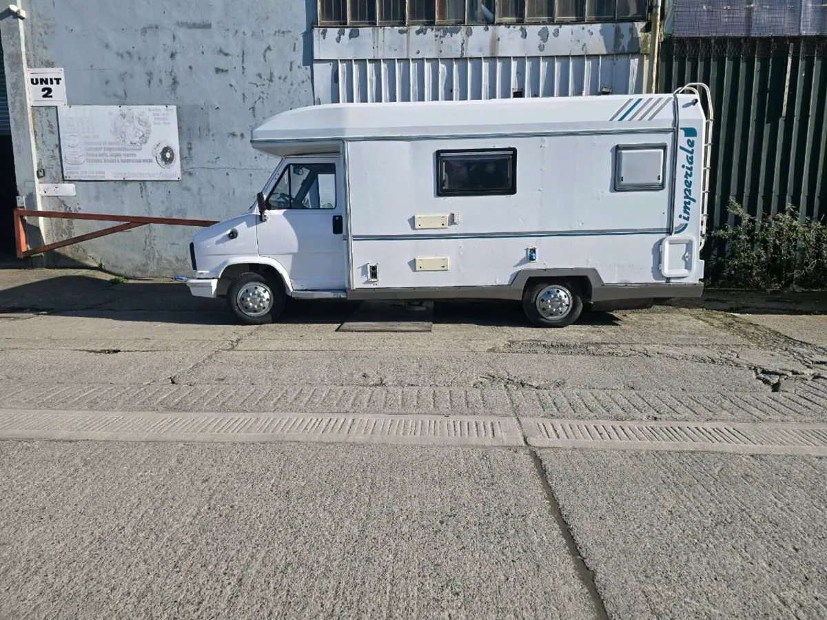 Fiat Ducato left hand drive Weinsberg Body 2 berth - Image 2